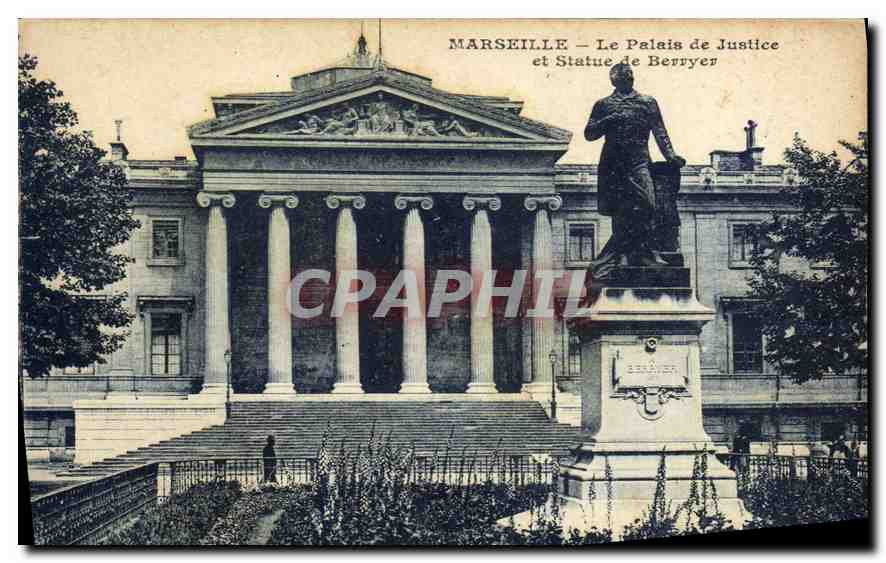 CPA Marseille Le Palais de Justice et Statue de Berryer