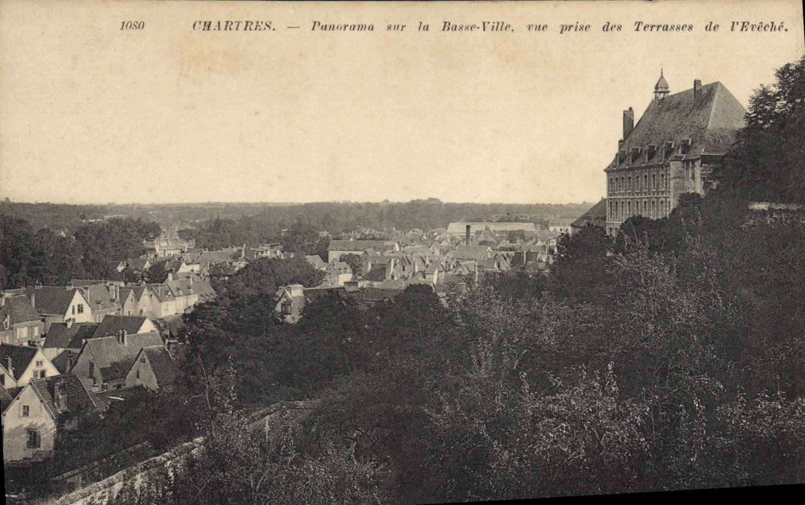 Chartres — Panorama sur la Basse-Ville, vue prise des Terrasses de l'Évêché