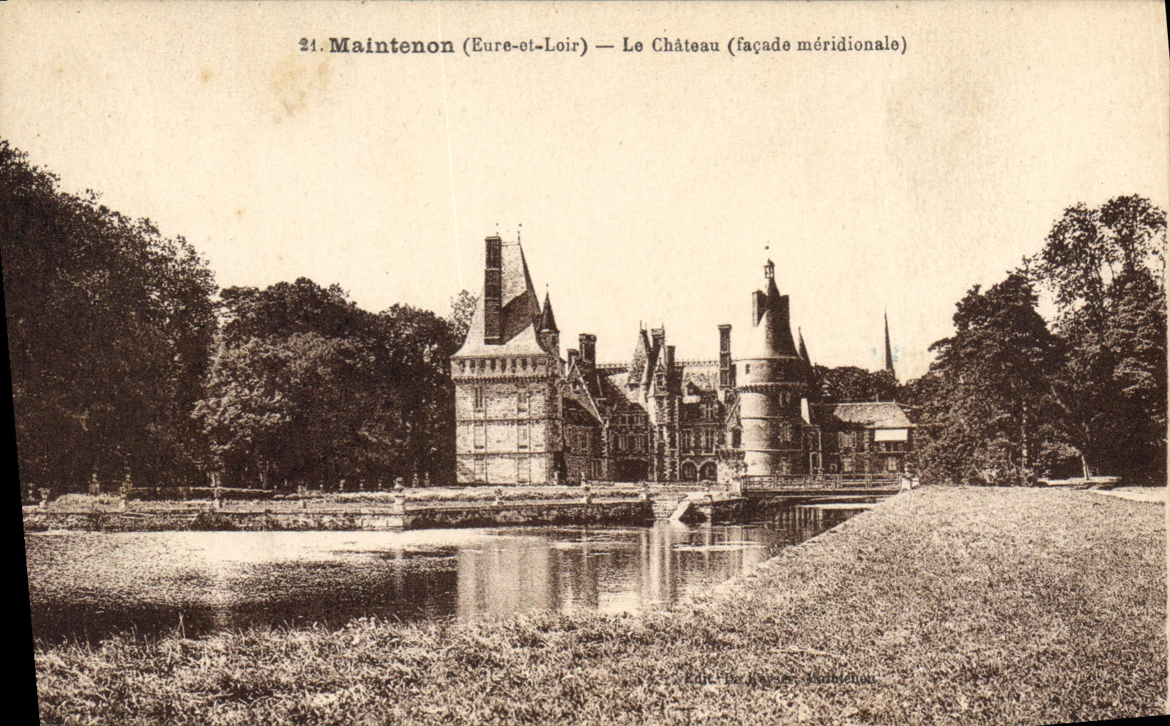 CPA Maintenon Eure et Loir Le Chateau facade meridionale 