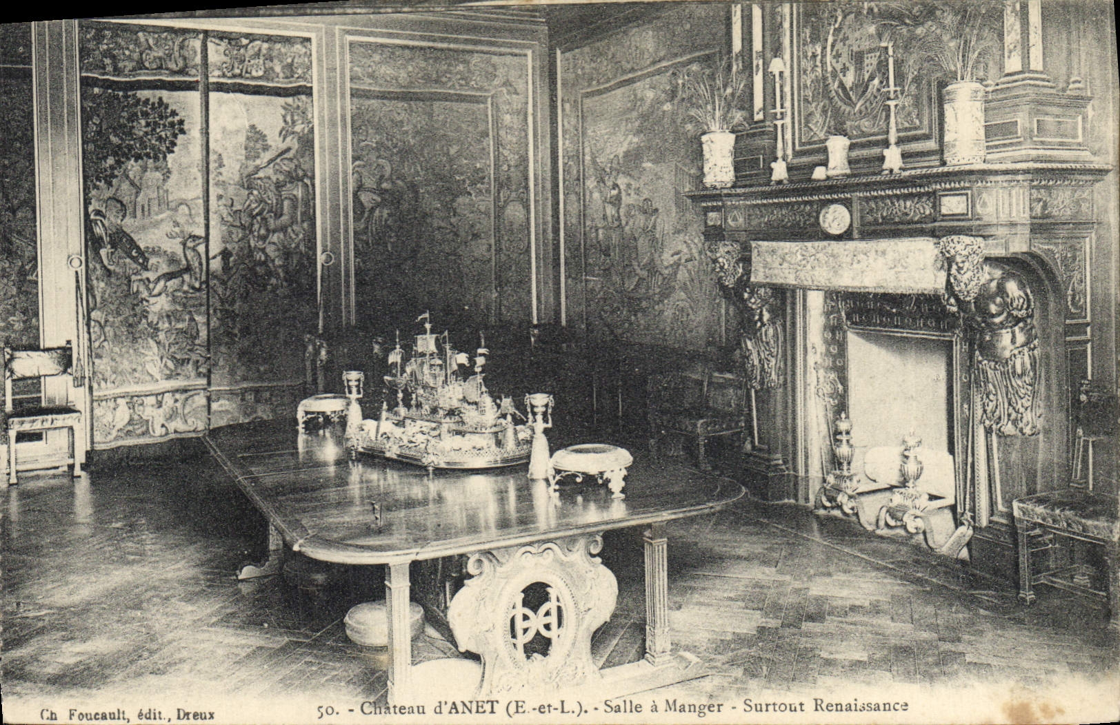 Château d'ANET (E-et-L.) - Salle à Manger - Surtout Renaissance