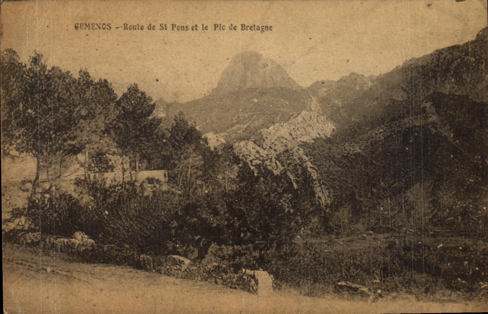 CPA Gemenos Route de St Pons et le Pic de Bretagne 
