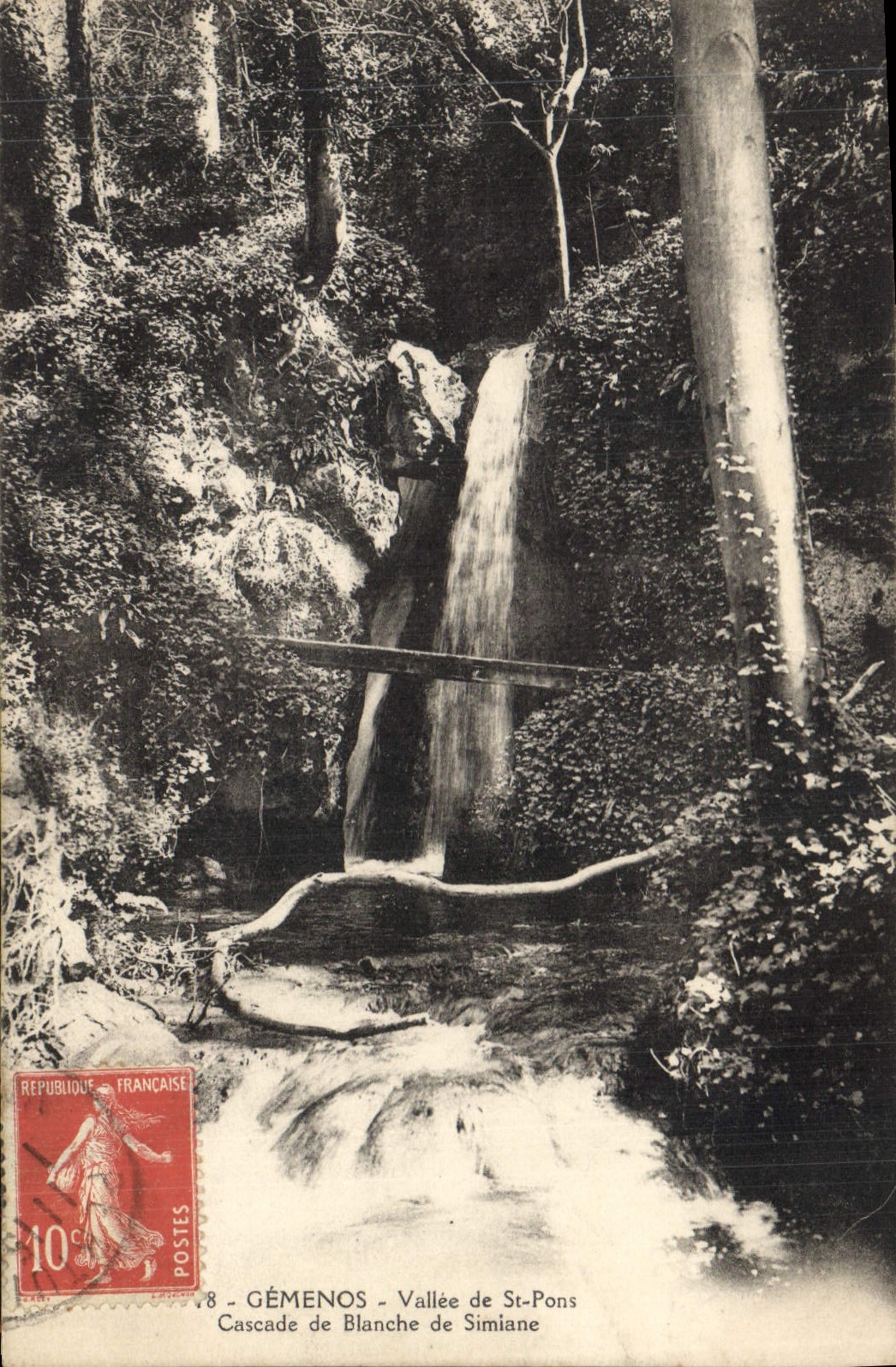 CPA Gemenos Vallee de St Pons Cascade de Blanche de Simiane 