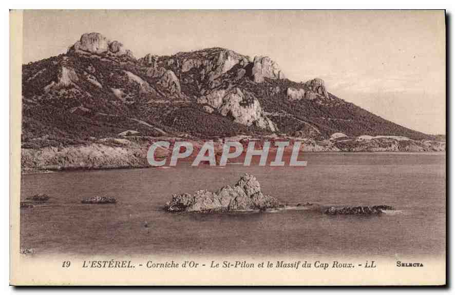 CPA L'Esterel Corniche d'Or Le St Pilon et le Massif du Cap Roux 