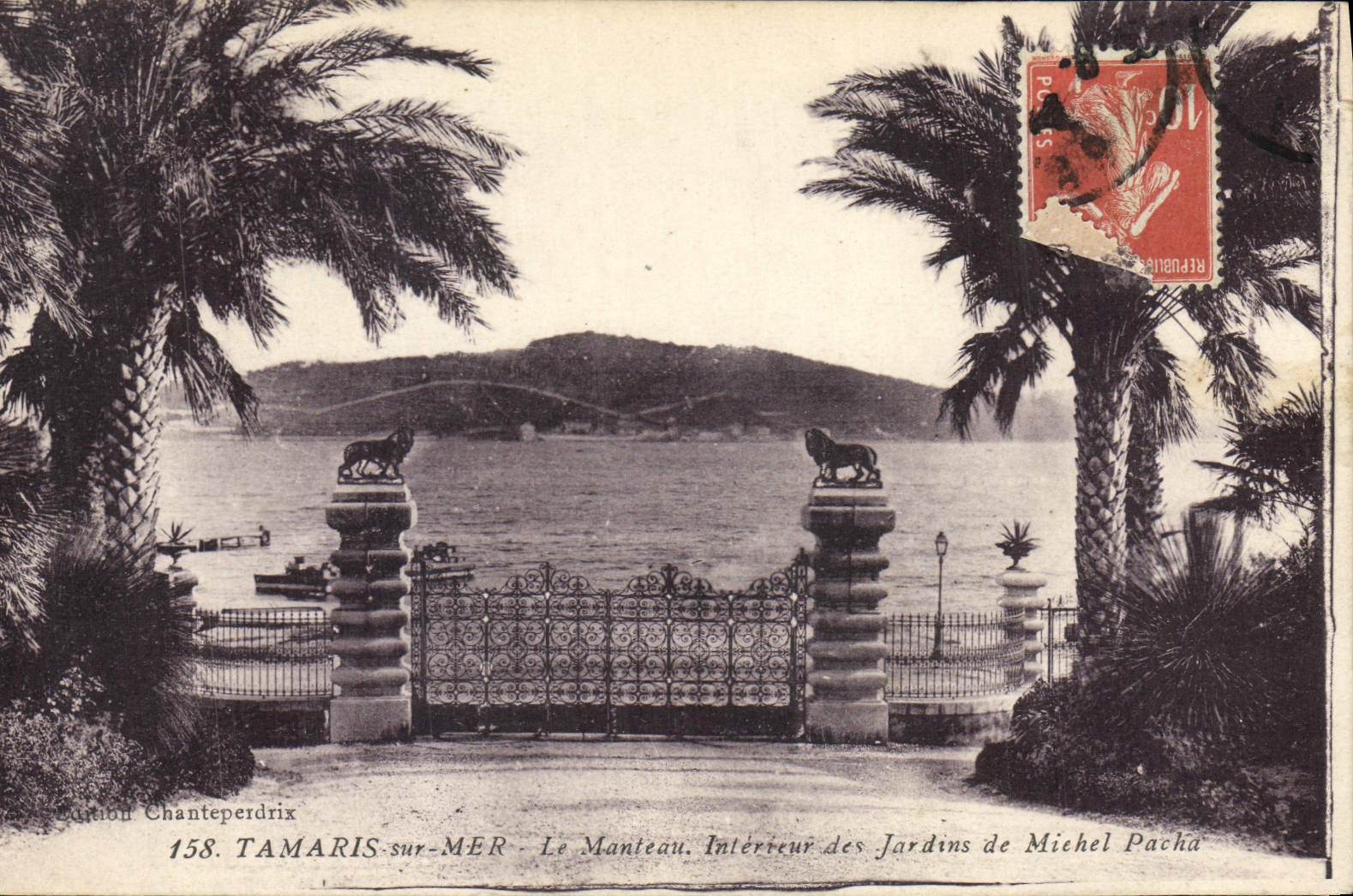 TAMARIS-sur-MER — Le Manteau. Intérieur des Jardins de Michel Pacha — Édition Chanteperdrix n°158