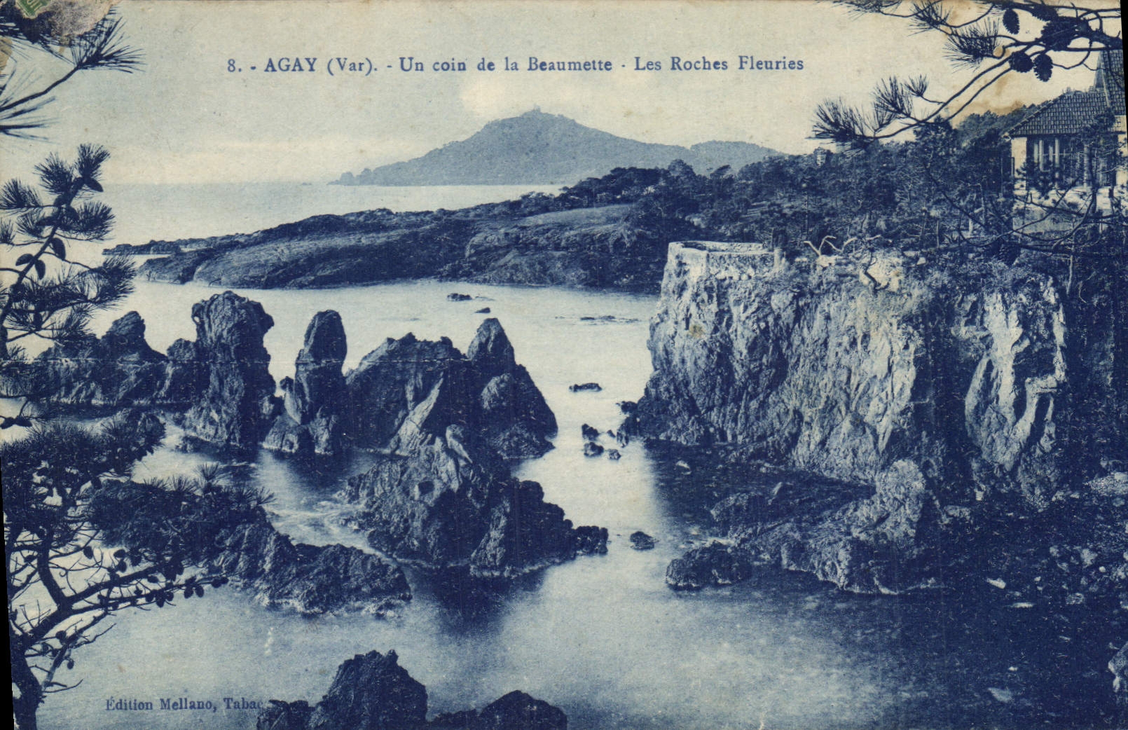 CPA Agay Var Un coin de la Beaumette Les Roches Fleuries 