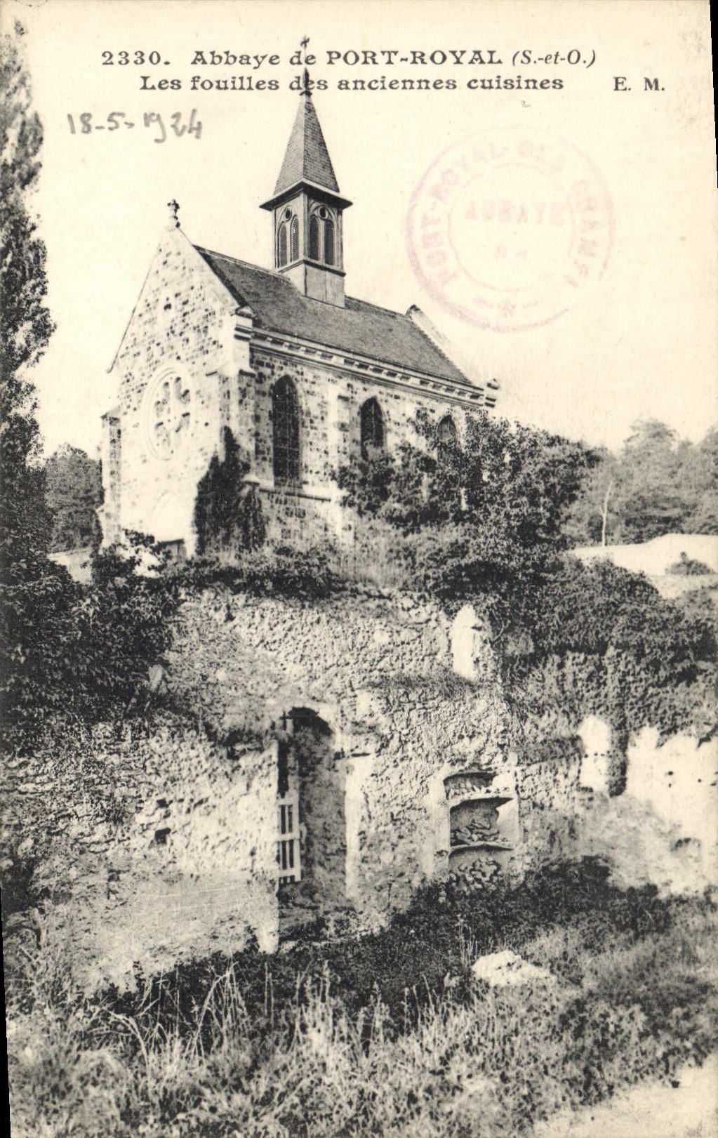 Abbaye de Port-Royal (S.-et-O.) — Les fouilles des anciennes cuisines — E. M. n°2330