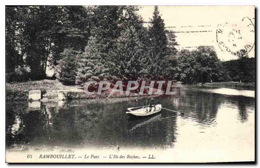 CPA Rambouillet Le Parc L'lle des Roches 