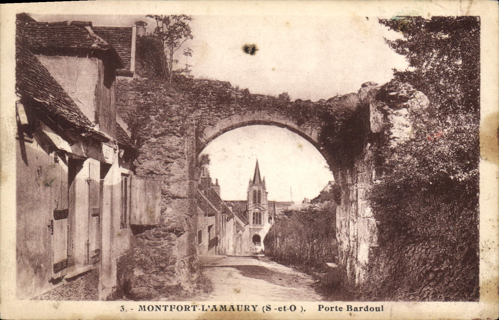 Montfort-l'Amaury (S.-et-O) — Porte Bardoul — Librairie Warrant