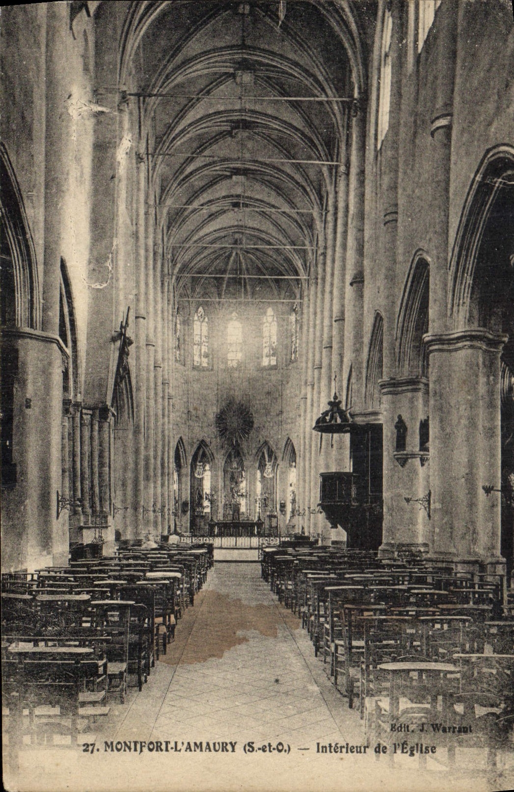 Montfort-l'Amaury (S.-et-O.) — Intérieur de l'Église — Éd. J. Warrant, n°27