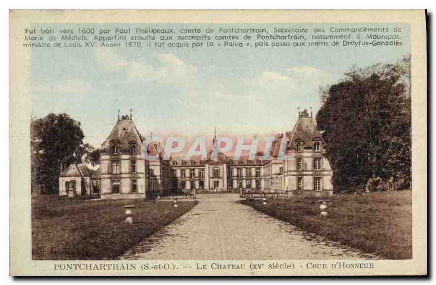 CPA Pontchartrain S et O Le Chateaux Xv siecle Cour d'Honneur 