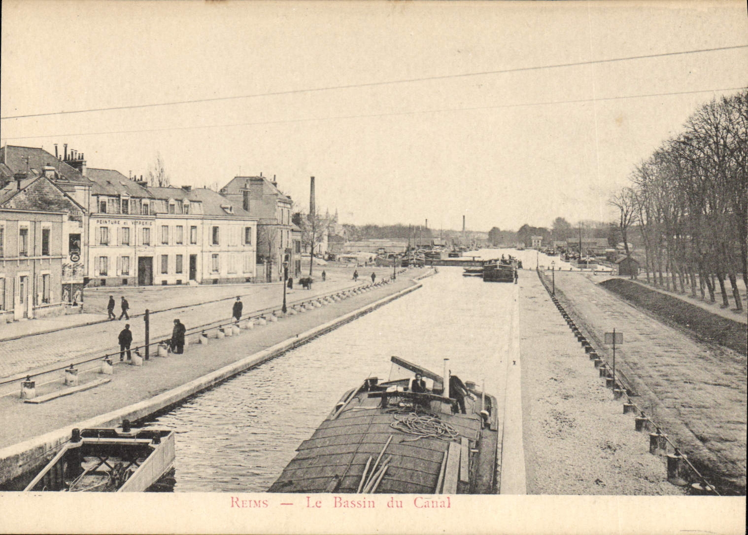 CPA Reims Le Bassin du Canal 