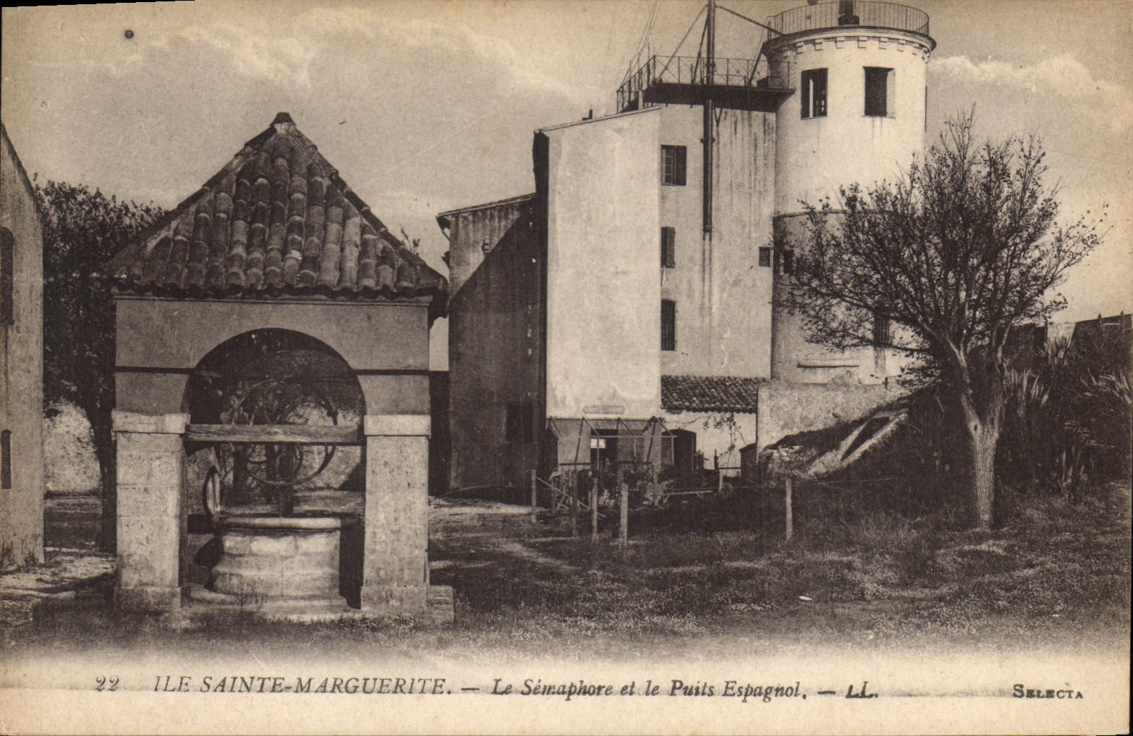 Ile Sainte-Marguerite — Le Sémaphore et le Puits Espagnol — Selecta