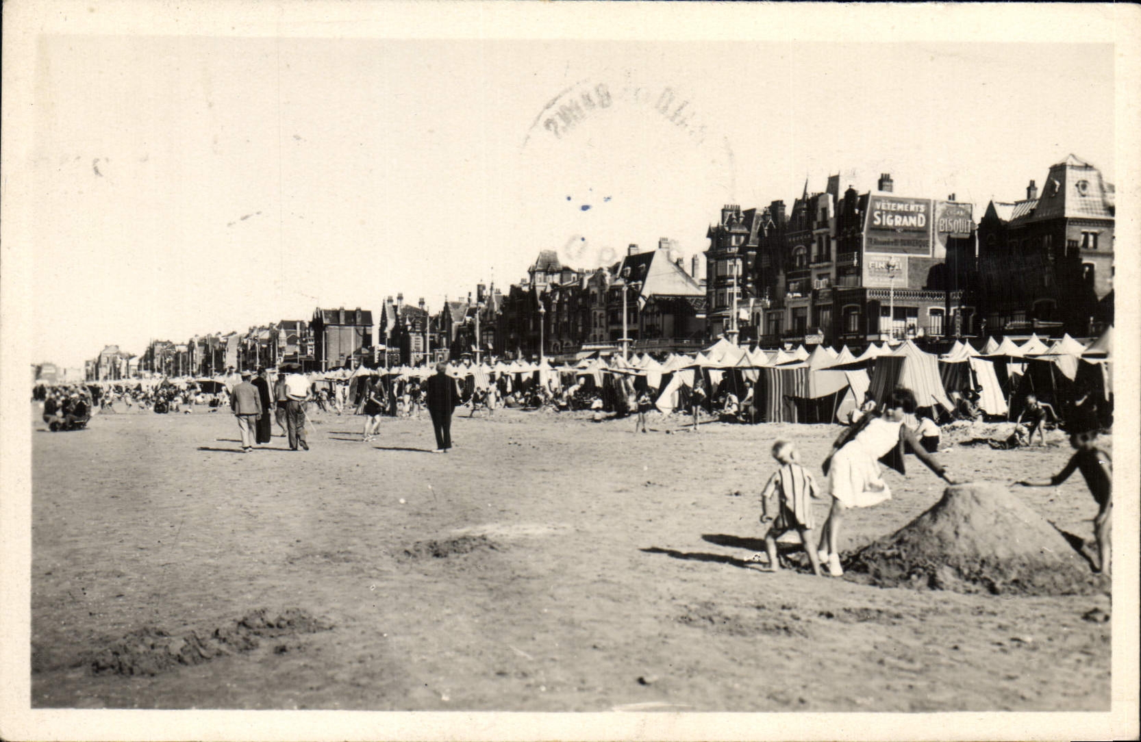 CPA Maco les Bains Le Plage 