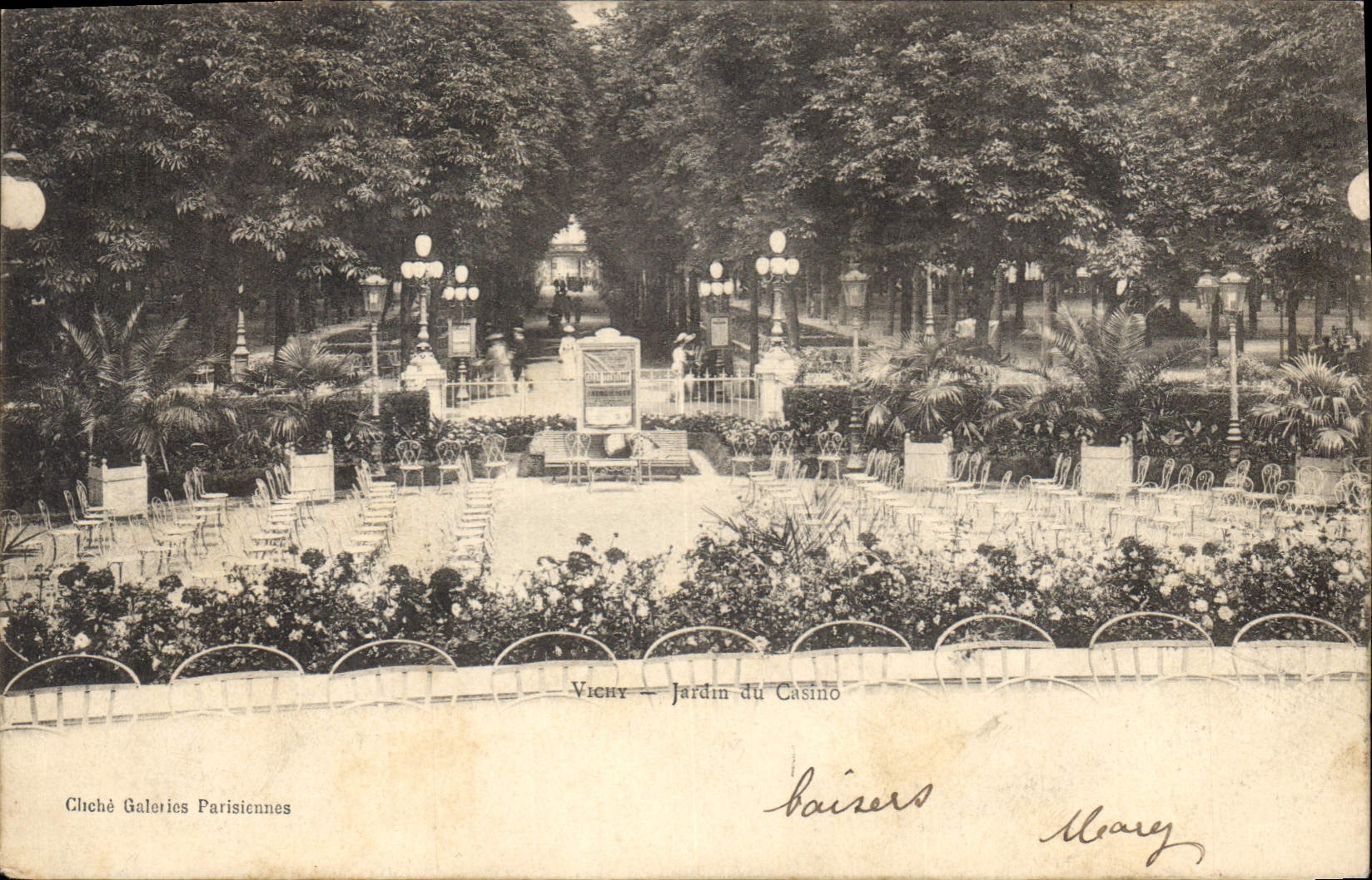 Vichy — Jardin du Casino — Cheché Galeries Parisiennes