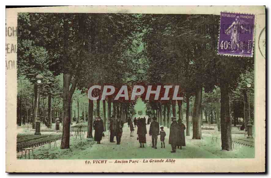Vichy — Ancien Parc - La Grande Allée — éditions Librairie Carnes