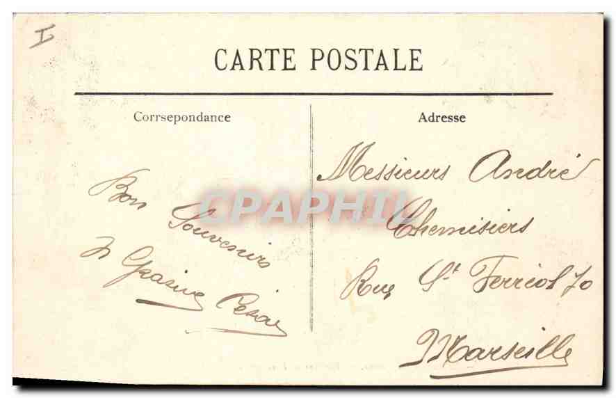 CPA Vichy La Facade du Casino Vue sur le Parc  — Verso