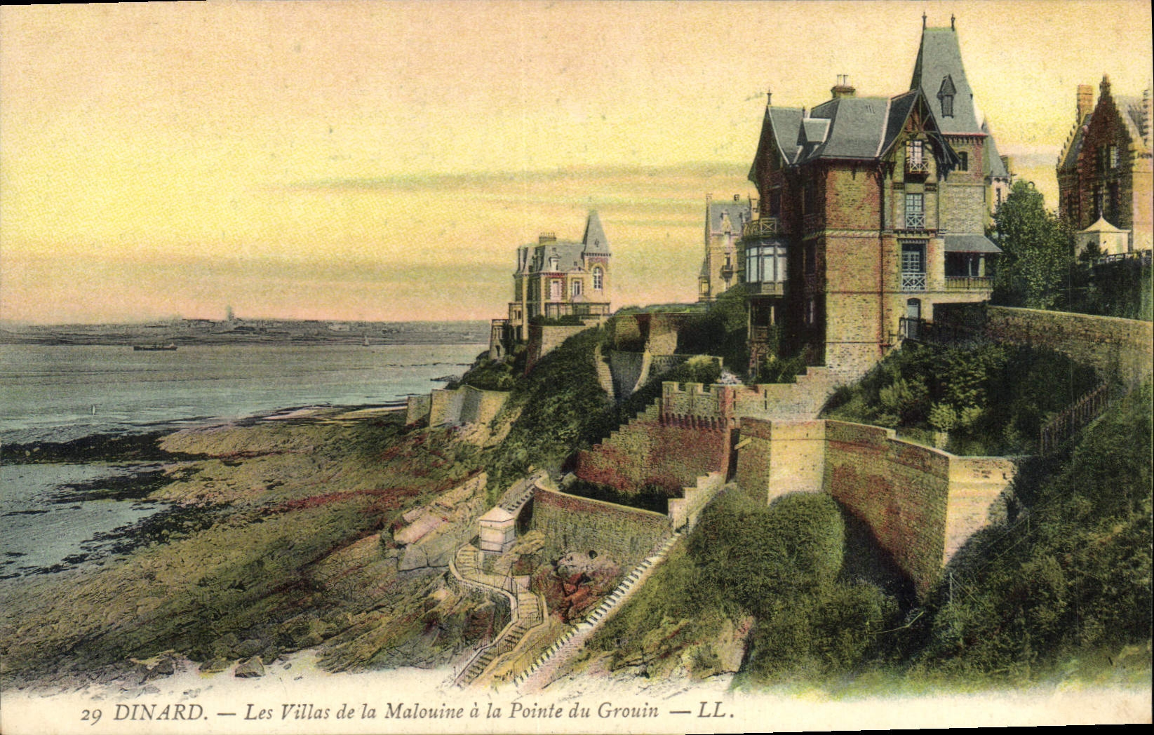 CPA Dinard Les Villas de la Malouine a la Pointe du Grouin 
