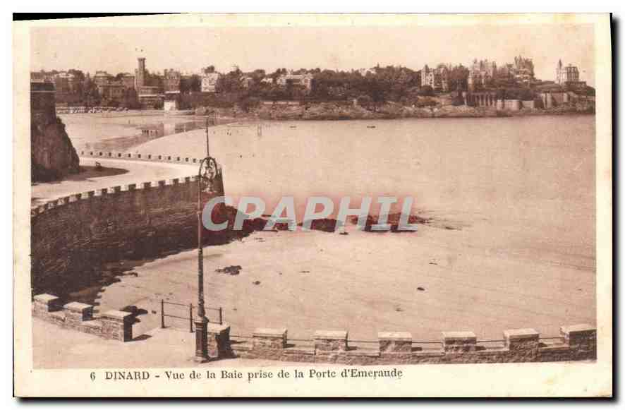 CPA Dinard Vue de la Baie prise de la Porte d'Emeraude 