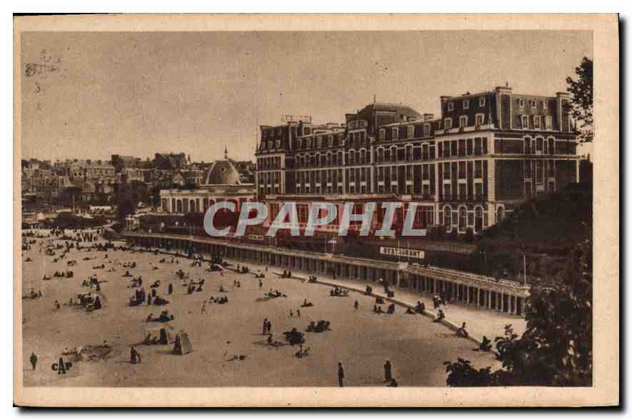 CPA Dinard L'Hotel Royal et les Nouvelles Cabines de Bain 