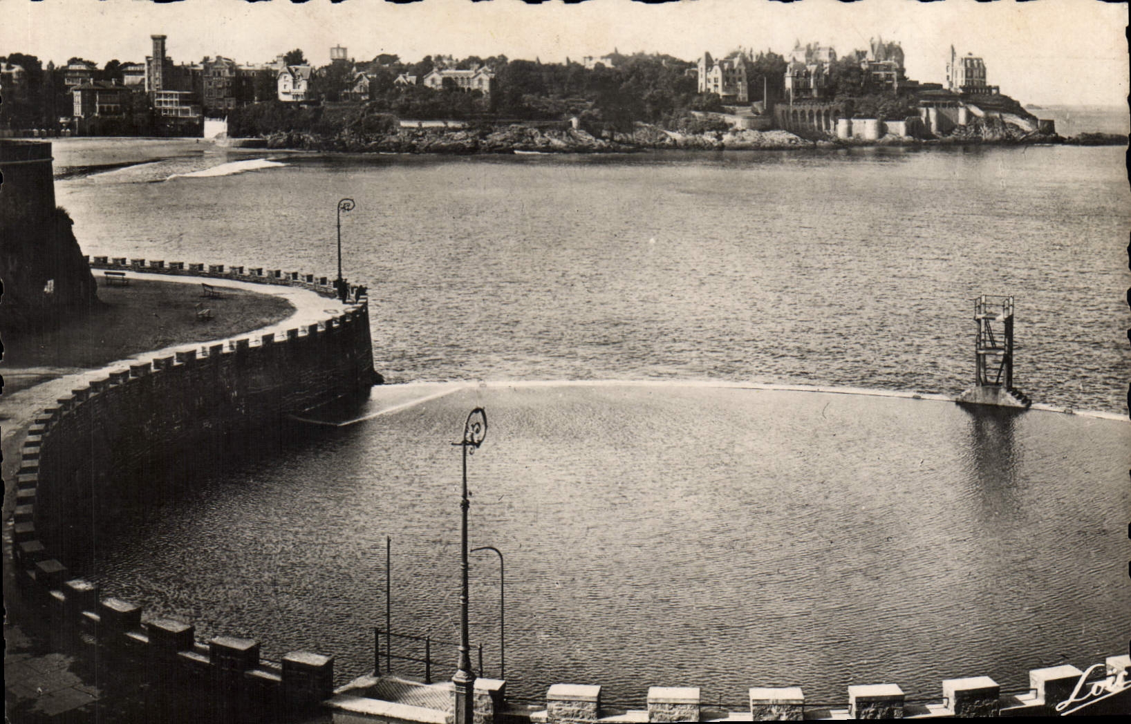 Dinard — Vue générale sur la plage et la Malouine — Éd. Vallandry, n°35