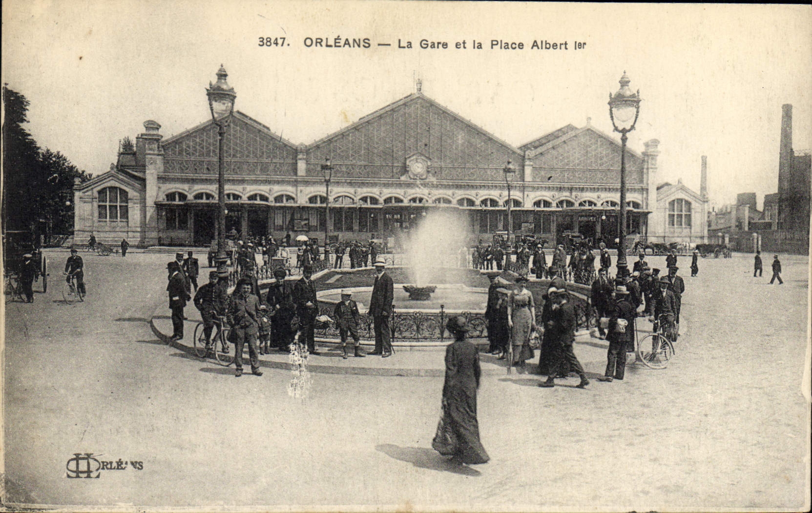 CPA Orleans La Gare et la Place Albert I 