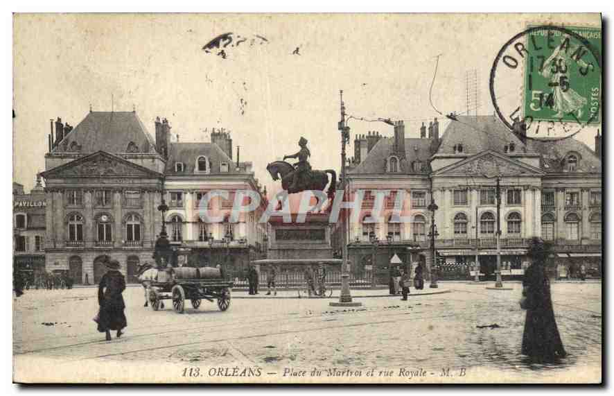 CPA Orleans Place du Martroi et rue Royale 