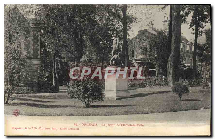 CPA Orleans Le Jardin de l'Hotel de Ville 