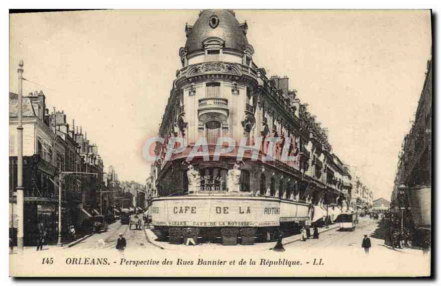 CPA Orleans Perspective des Rues Bannier et de la Republique 