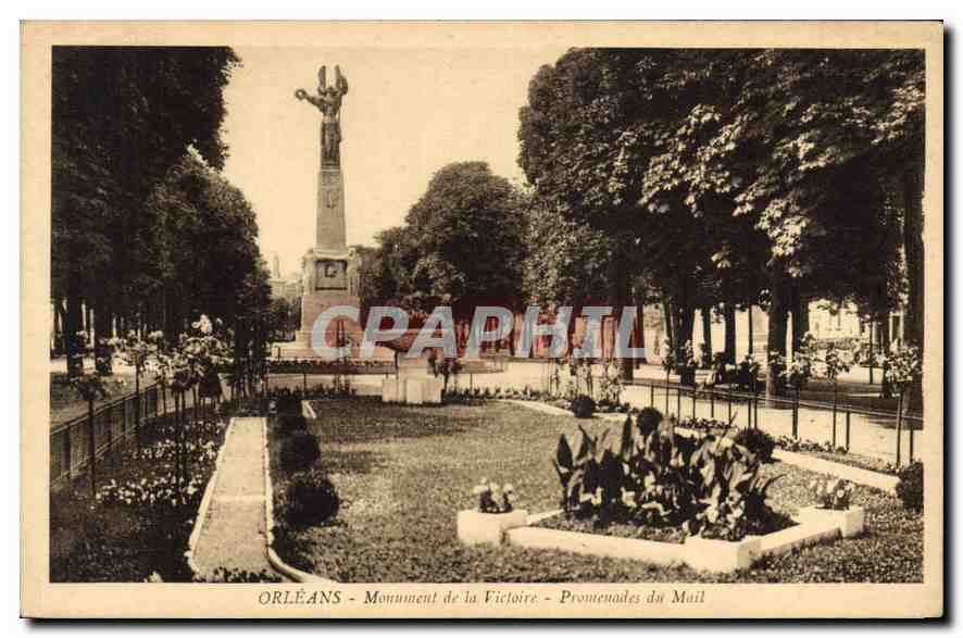 CPA Orleans Monument de la Victoire Promenades du Mail 