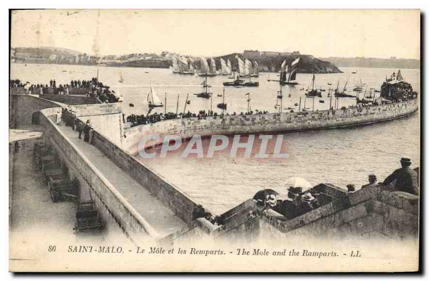 Saint-Malo - Le Môle et les Remparts - LL