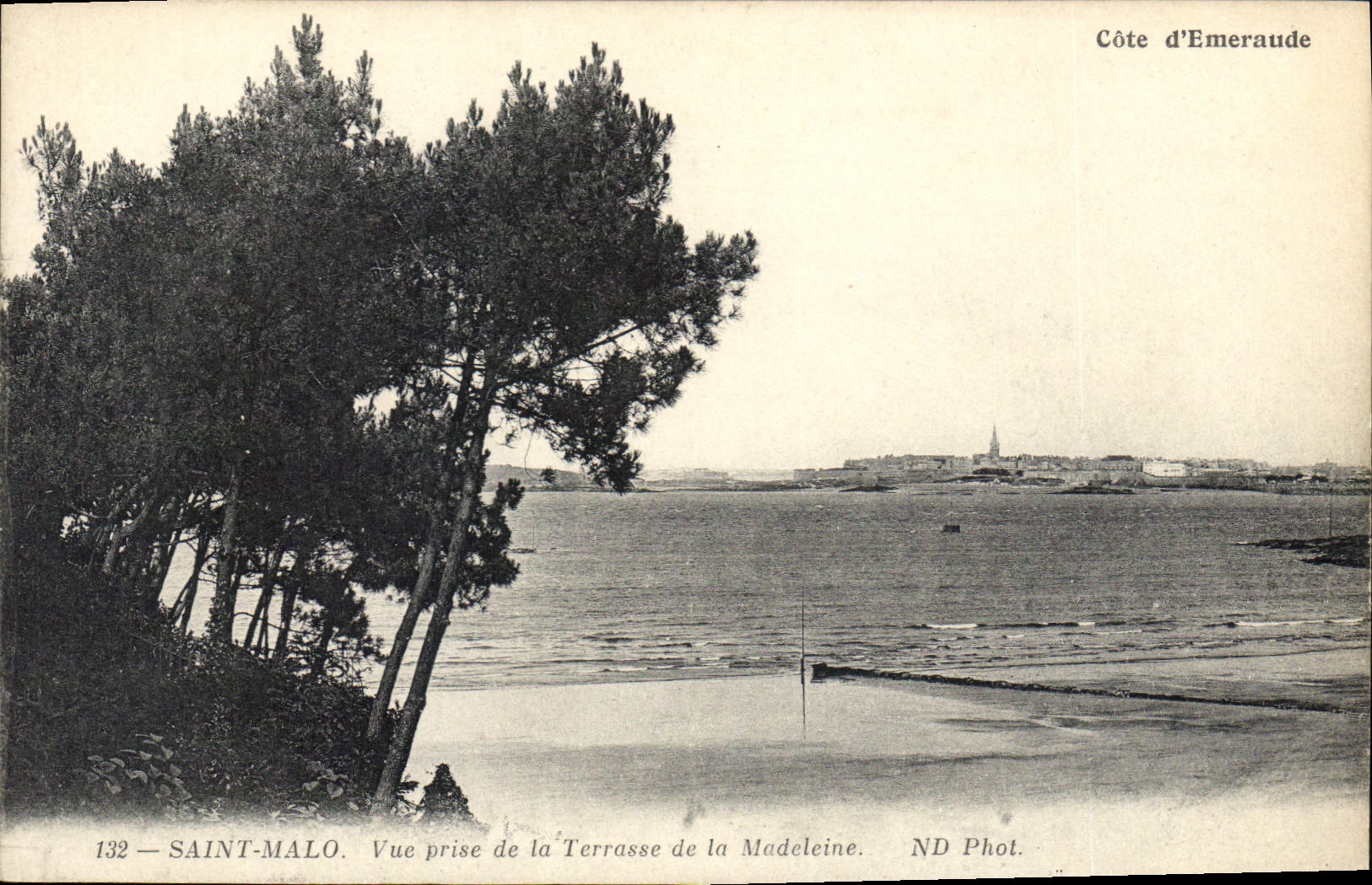 Saint-Malo — Vue prise de la Terrasse de la Madeleine — ND Phot. n°132