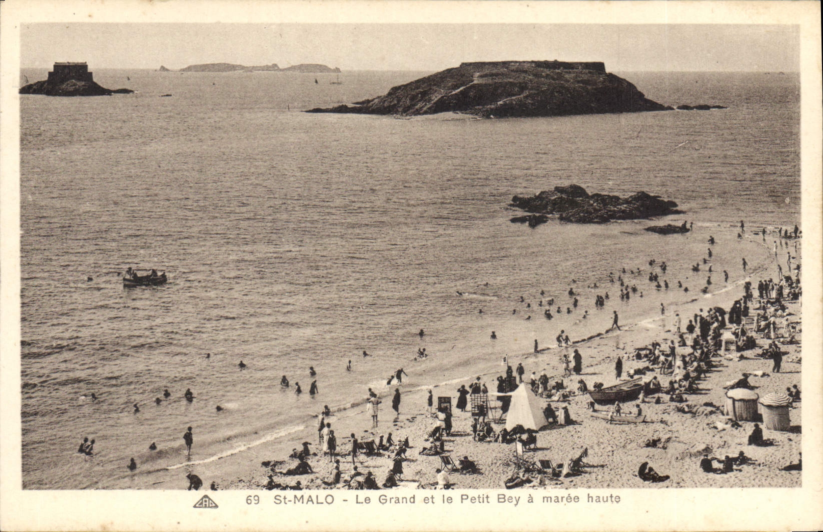 St-Malo - Le Grand et le Petit Bey à marée haute