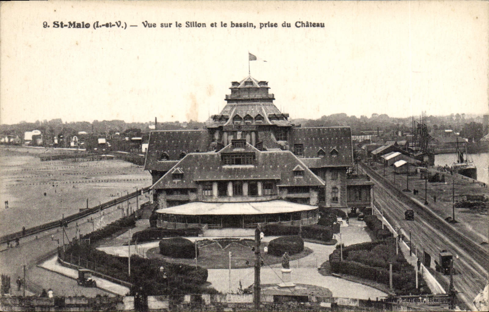 St-Male (I.-et-V.) — Vue sur le Sillon et le bassin, prise du Château