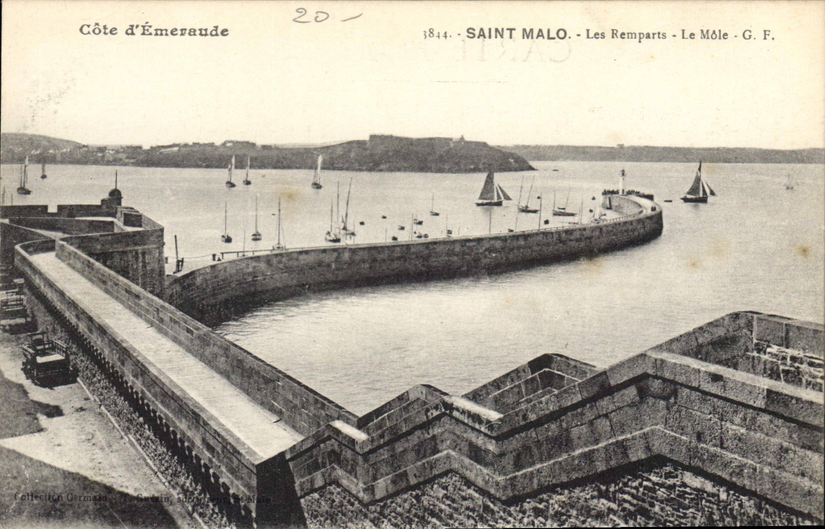 Saint-Malo - Les Remparts - Le Môle - G. F.