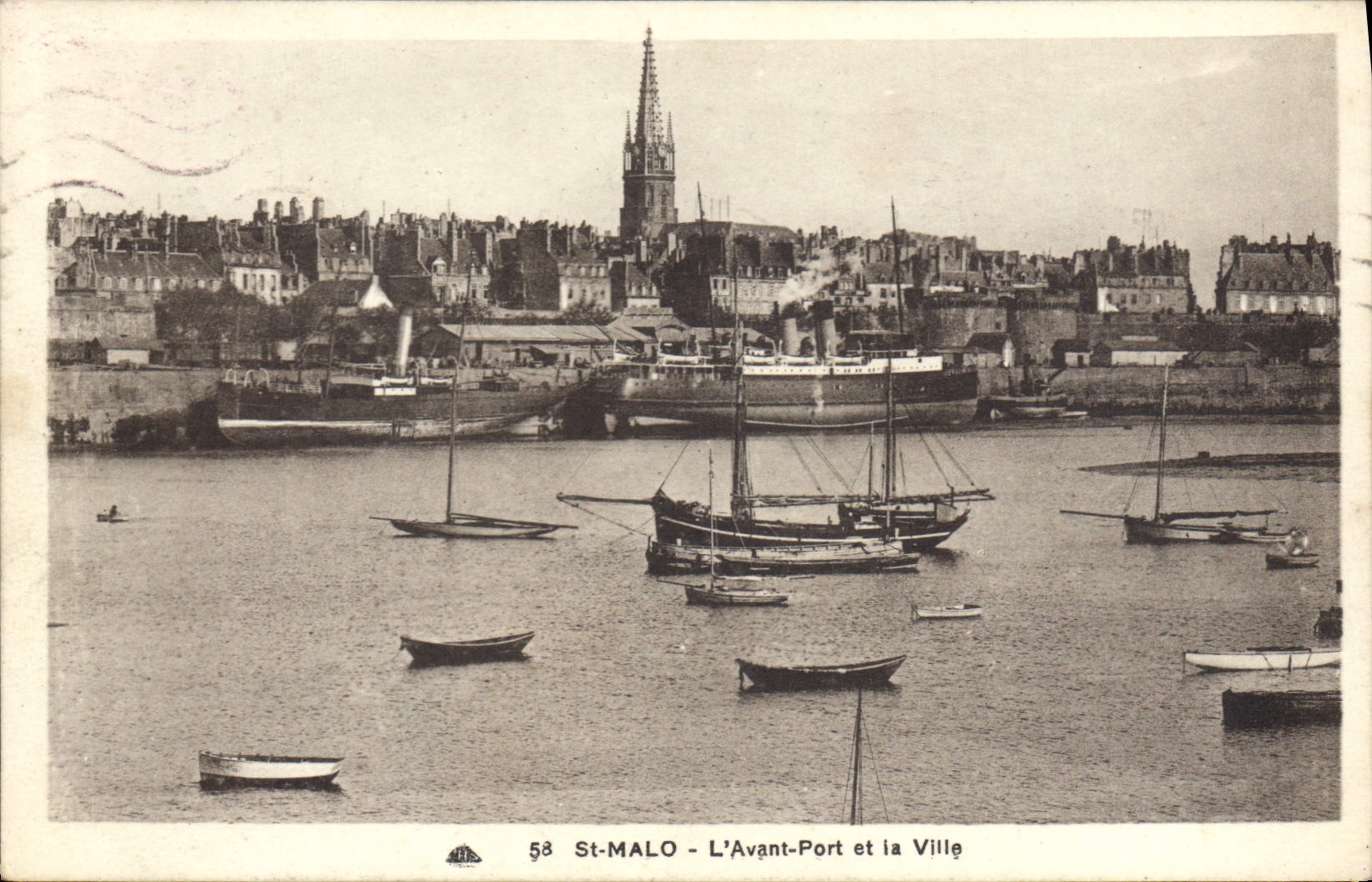 St-Malo - L'Avant-Port et la Ville — C° des Arts Photogéniques, n° 58
