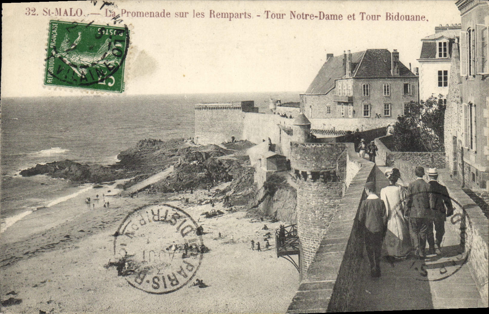 St-Malo — La Promenade sur les Remparts — Tour Notre-Dame et Tour Bidouane.