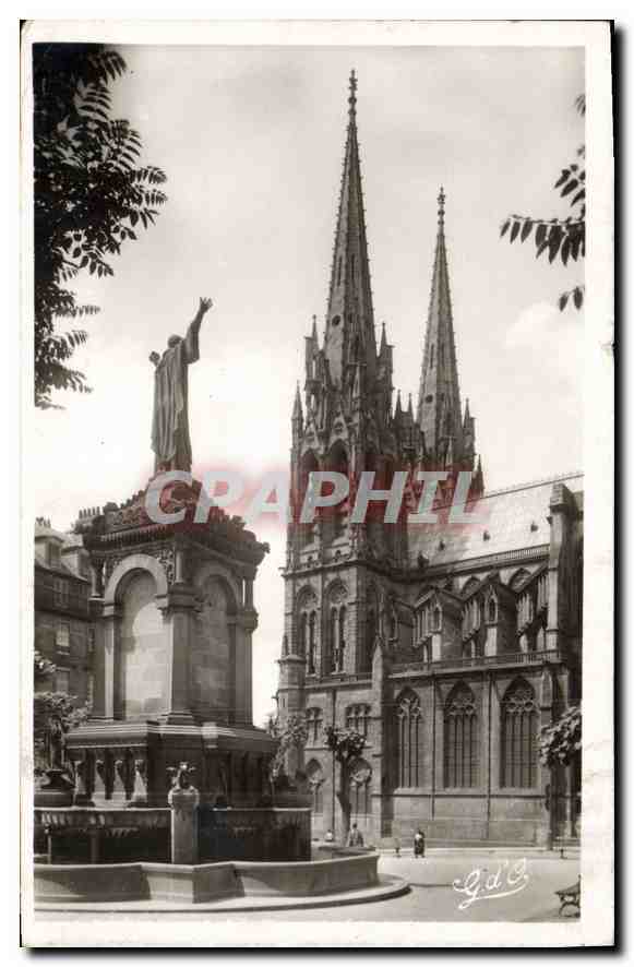Clermont-Ferrand — Le Monument Urbain II et la Cathédrale — GdC