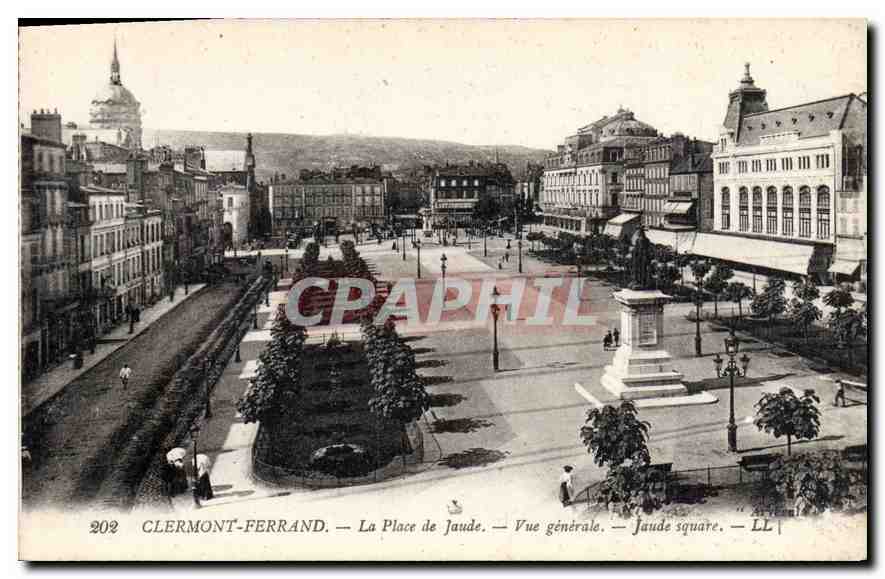 CPA Clermont Ferrand la place de Jaude vue generale Jaude Square 
