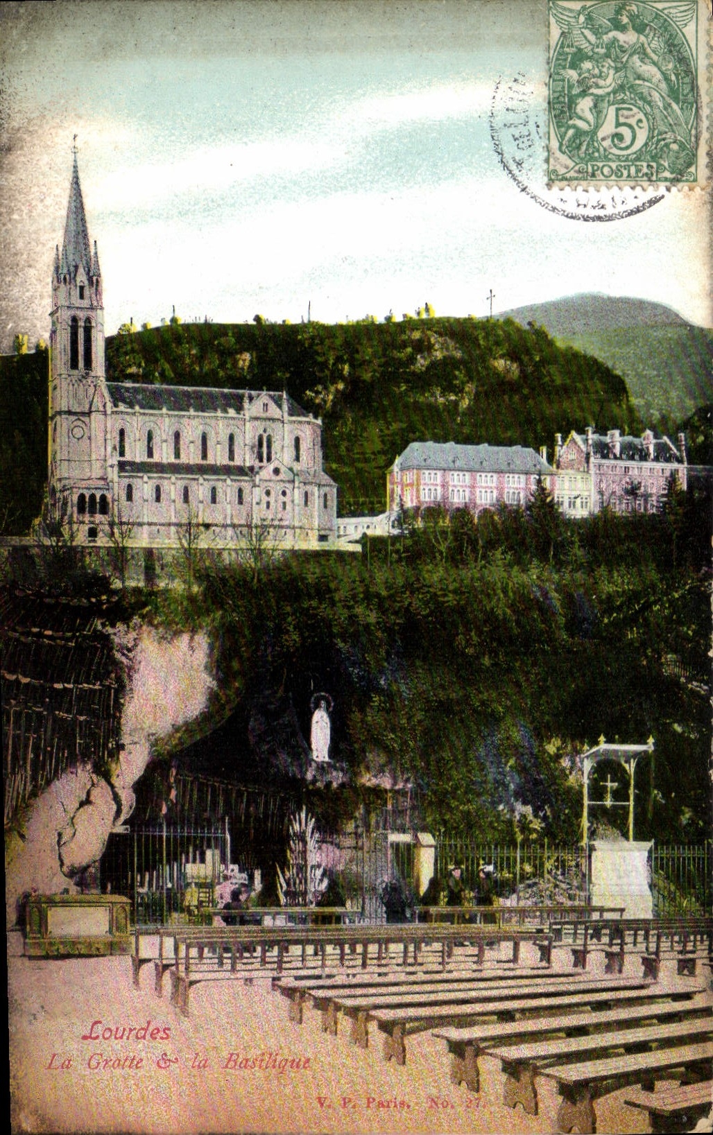 CPA Lourdes La Grotte et la Basilique 