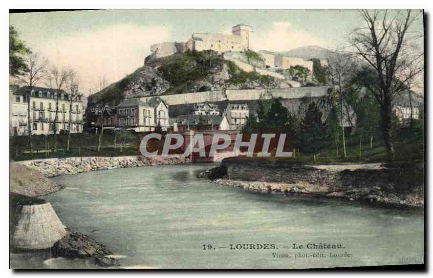 CPA Lourdes Le Chateau 