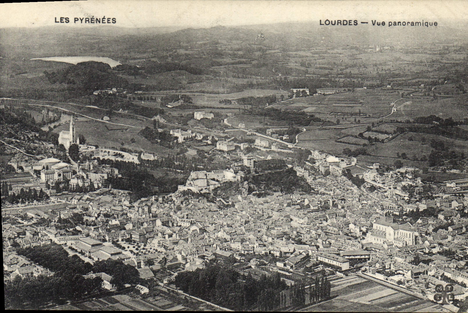 CPA Les Pyrenees Lourdes Vue Panoramique 