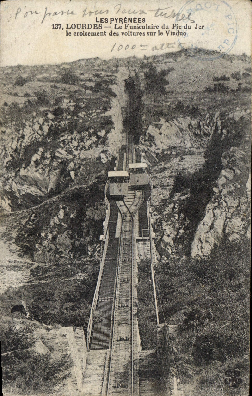CPA Les Pyrenees Lourdes Le Funiculaire du Pic du Jer 
