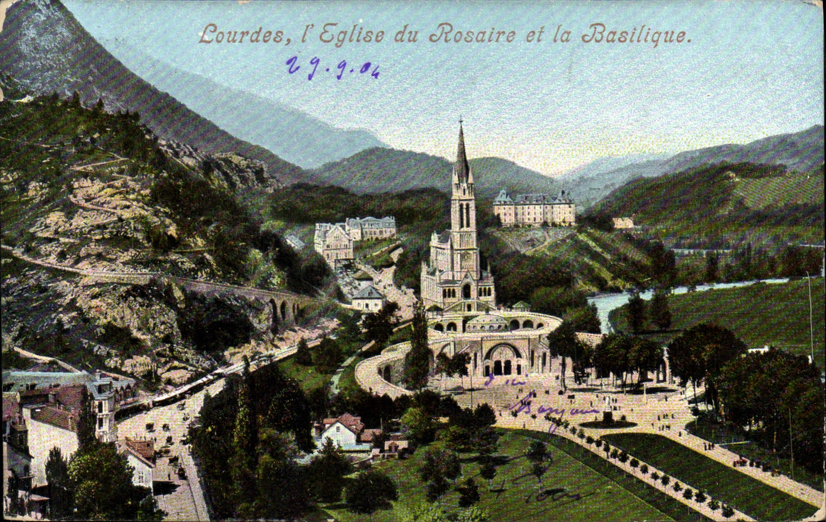 CPA Lourdes l'Eglise du Rosaire et la Basilique 