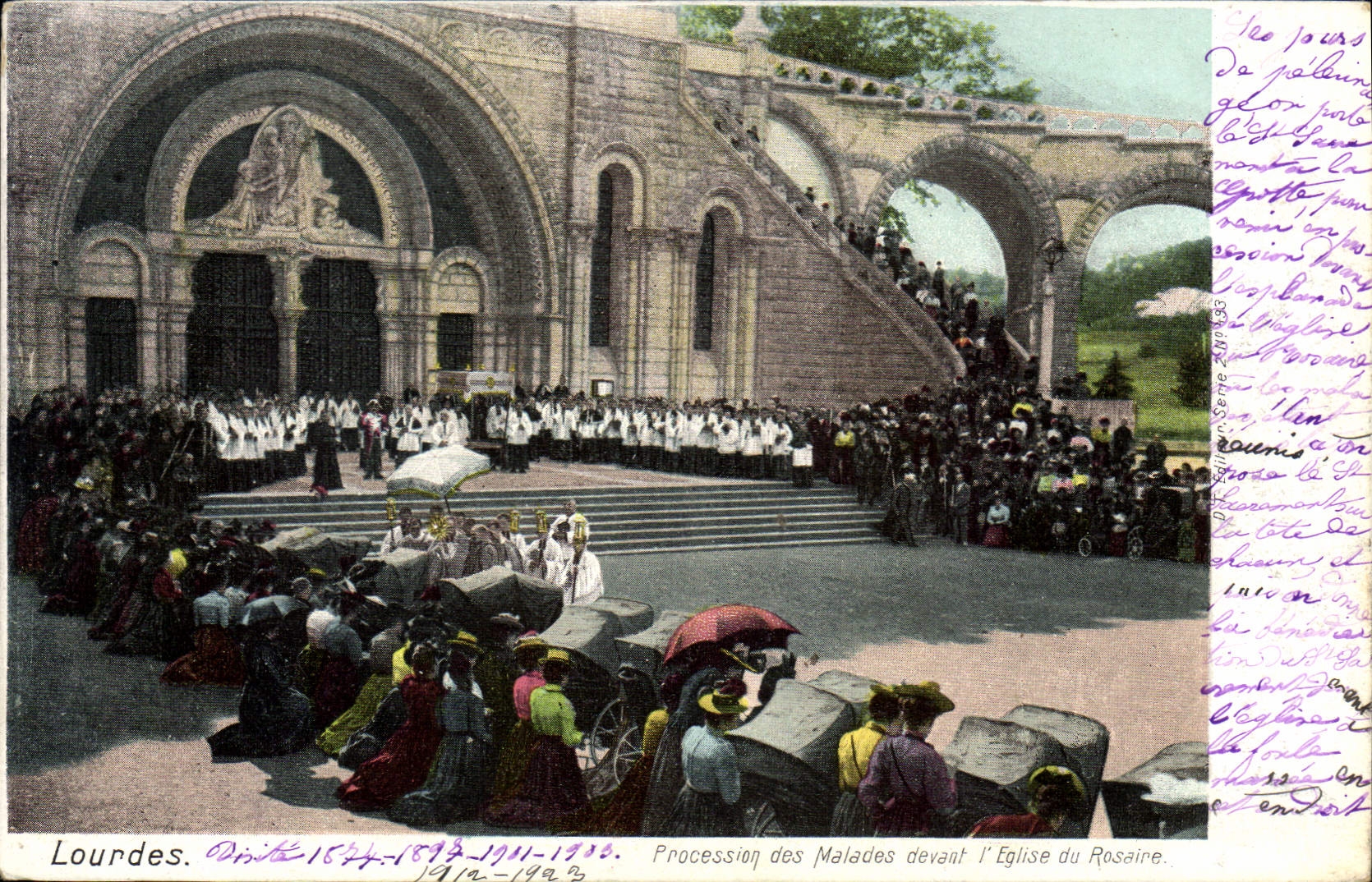 CPA Lourdes Procession des Malades devant l'Eglise du Rosaire 