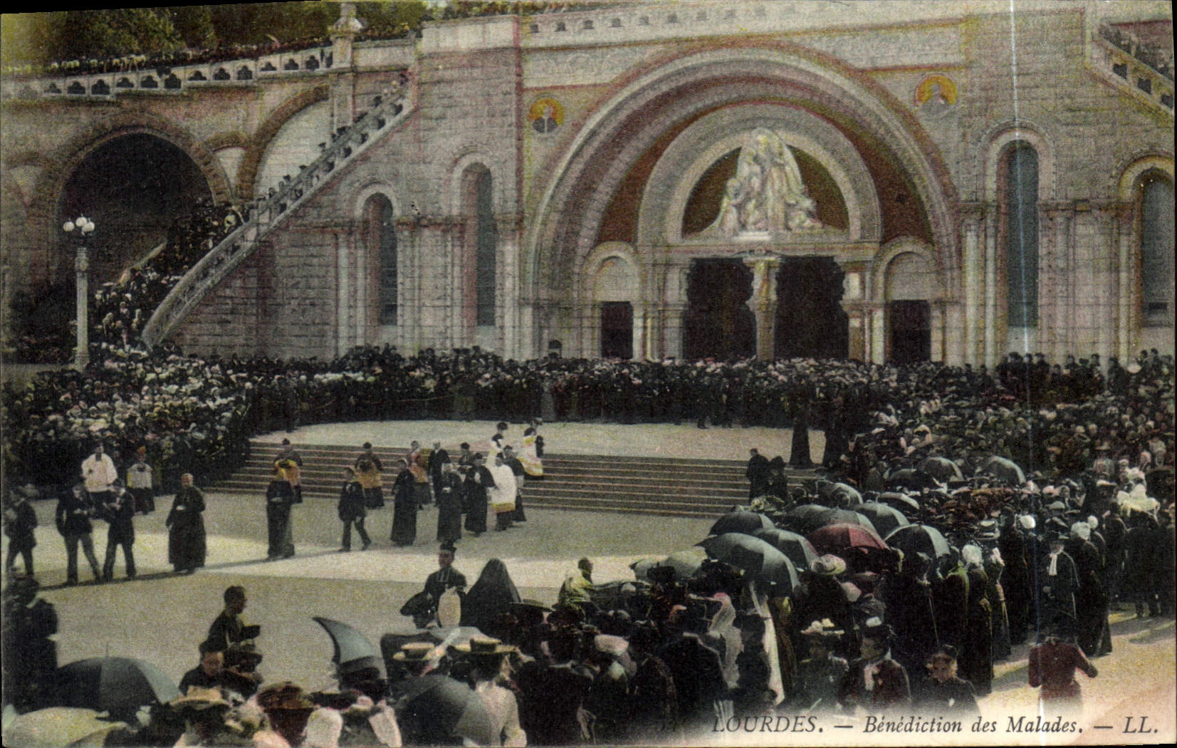CPA Lourdes Benediction des Malades 