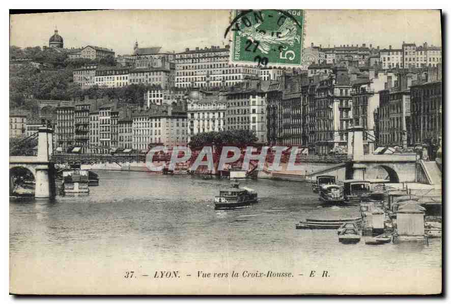 CPA Lyon Vue vers la Croix Rousse 