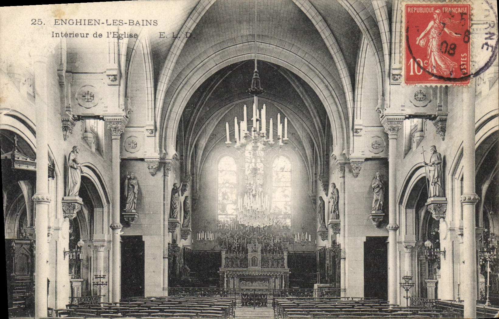 CPA Enghien les Bains interieur de l'eglise 