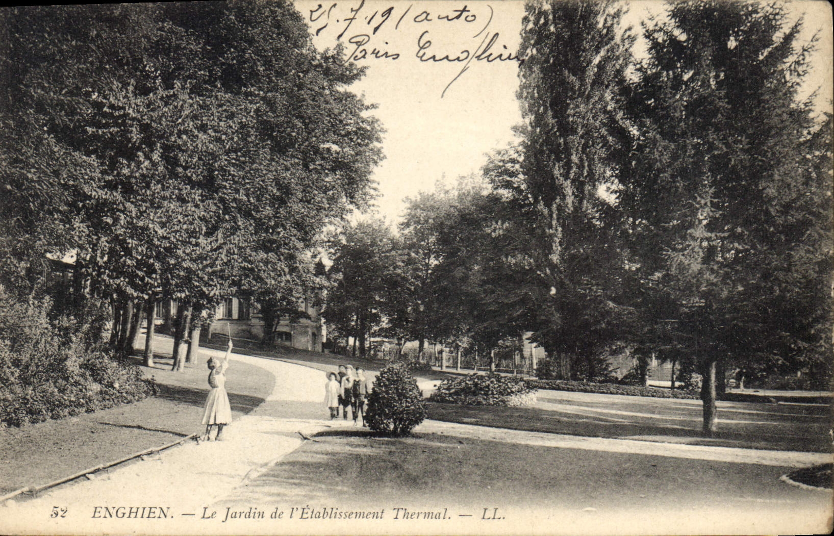 Enghien — Le Jardin de l'Établissement Thermal — LL.