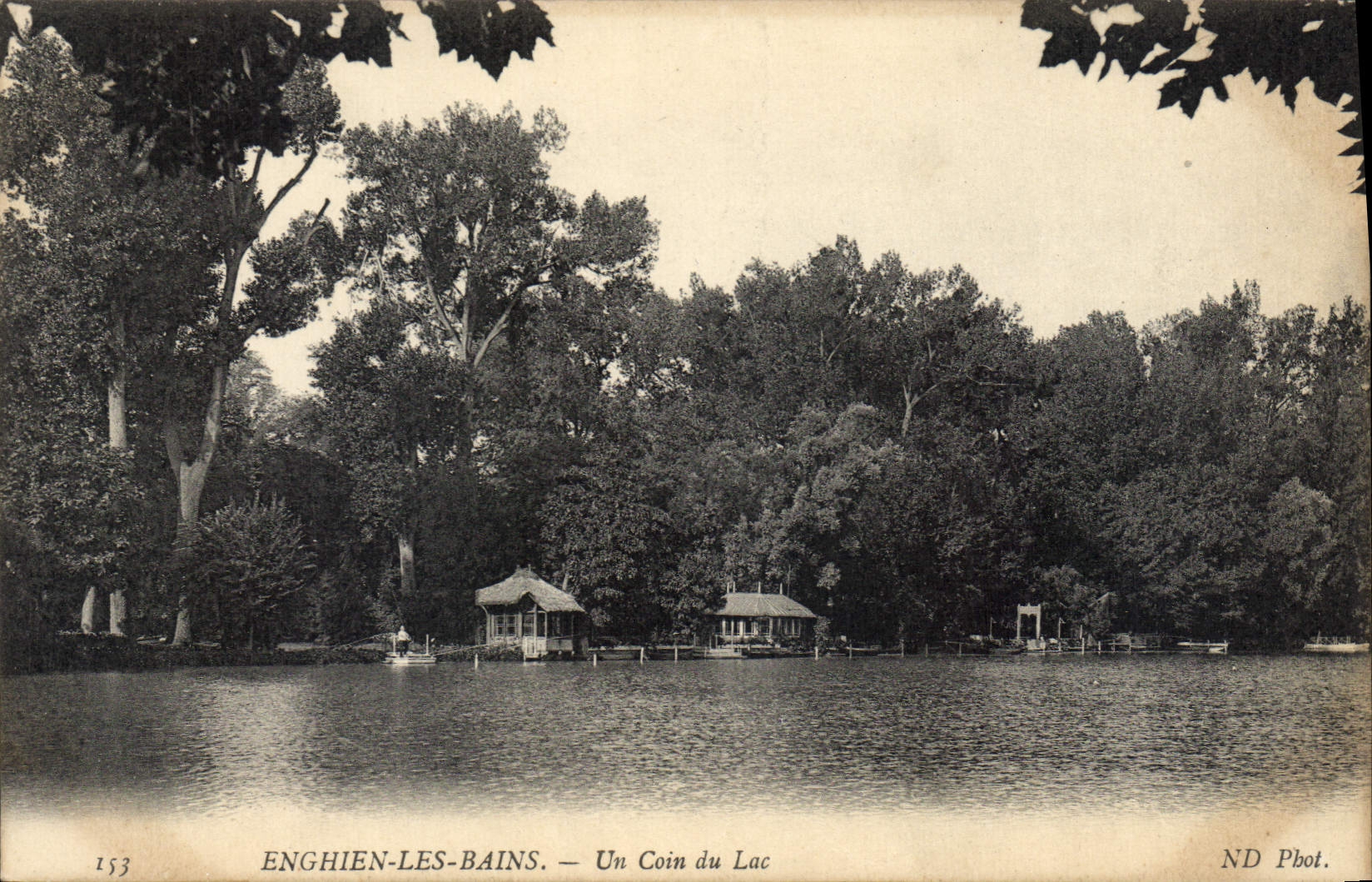 CPA Enghien les Bains un coin du lac 