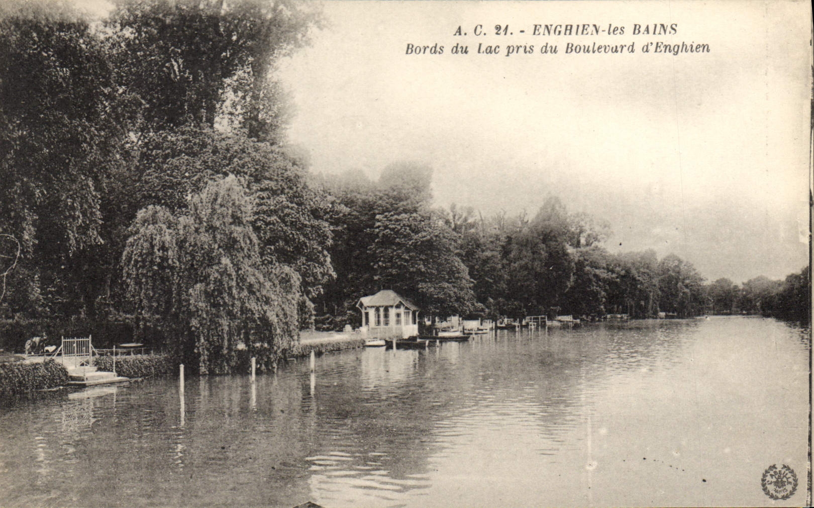 Bords du Lac pris du Boulevard d'Enghien — Enghien-les-Bains — A.C. 24 — Phototype 'A. C. 24'